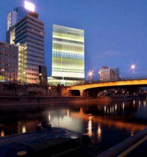   Hochhaus Nacht 